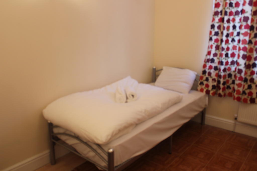 Avenue Inn イルフォード 部屋 写真